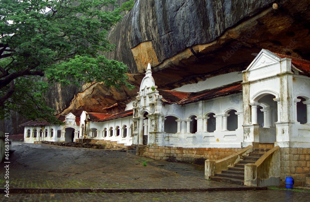 Dambulla Cave Temple